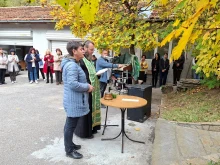 Молебен за здраве и благоденствие бе отслужен на Димитровден в РЗИ – Смолян