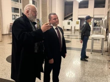 Кметът на Русе откри изложбата "Таро" на художника Йоаний