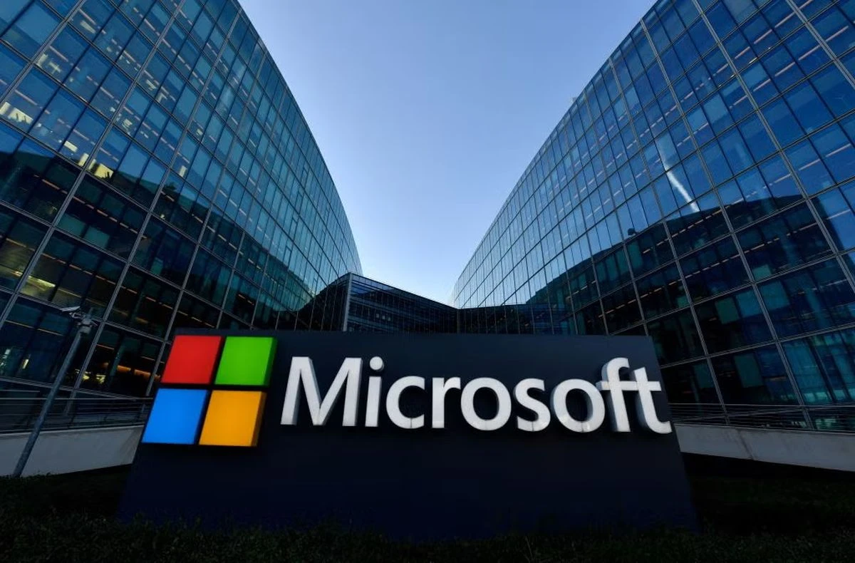 Microsoft освобождава 60 000 служители в цял свят