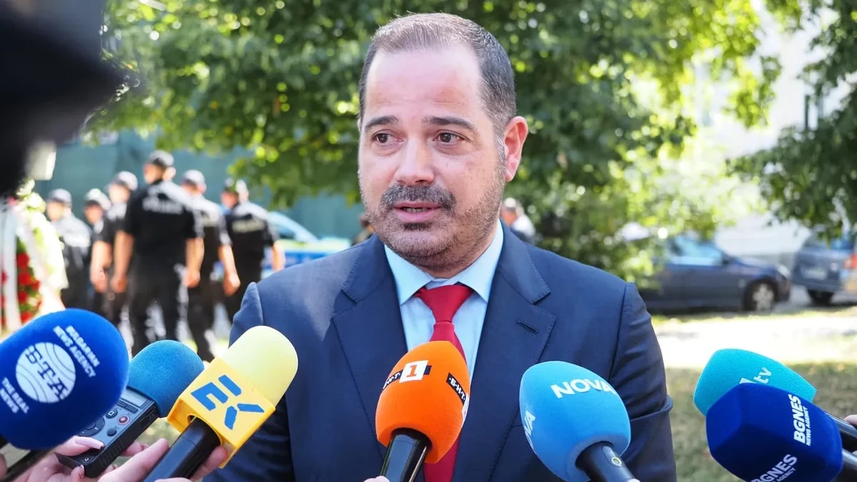 Калин Стоянов: Затворът подготвил гласуването на двамата кметове преди решението за ареста им