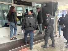 Полиция пак влезе в Община Сунгурларе: Строеж на дом за стари хора е платен изцяло, но обектът не е завършен