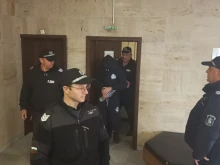 Прокурорският син Васил Михайлов няма да бъде предеден на Гърция засега, реши съдът