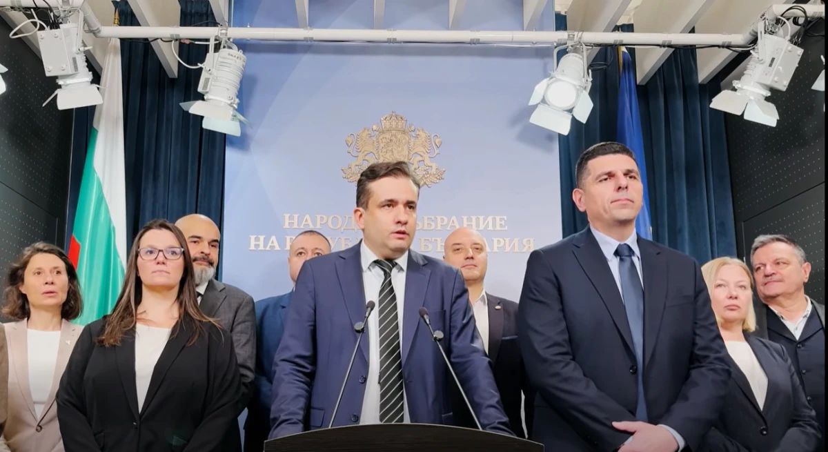 ДБ препотвърждава на неучастието на български военни във войната в Украйна
