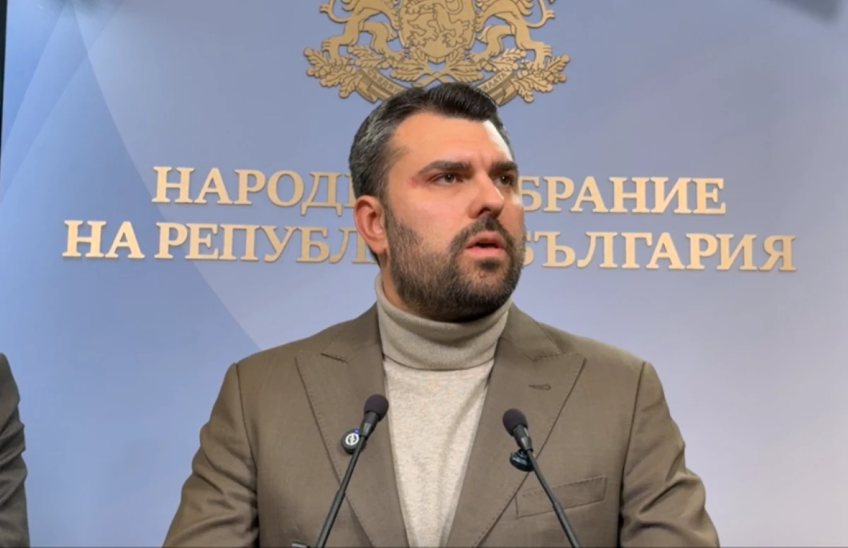 ГЕРБ с критика към министър Стоянов след поразения кораб: Все едно ни съобщи новогодишната програма