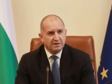 Правителствената пресслужба оказва подкрепа на Комитета на Гюров и Кандев, премахват съобщението на Радев