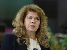 "Помощта дойде от НАТО, не от ЕС": Йотова поиска форум за сигурността в Черно море с шестте черноморски държави