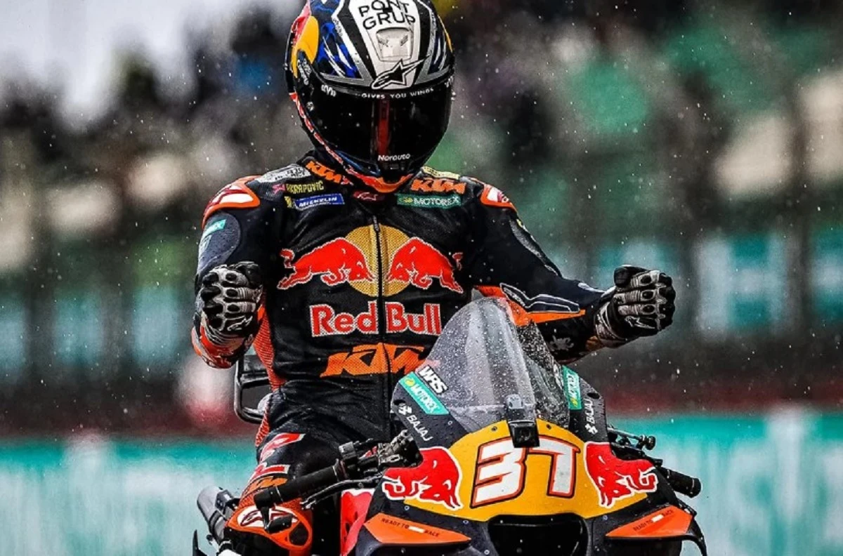Педро Акоста спечели спринта в Малайзия, Марк Маркес докосва титлата в Moto GP