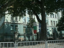 ВУЗ-ове надуват таксите