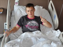 Юноша на Локомотив направи успешна операция в болница Аджъбадем