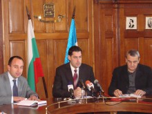 Общината купува 22 коледни къщички