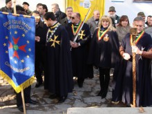 Седем Златни рицарски граала връчиха на "Дефиле на младото вино" 2011
