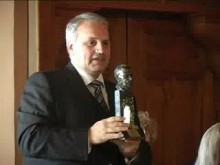 Приемат предложения за наградата за благотворителност "Димитър Кудоглу"
