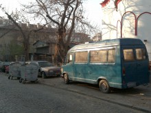 Безобразното паркиране в Пловдив, сигнал - пореден, поука - никаква