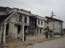 Изследване показа: Близо 1/4 от българите одобряват палежите на къщите на Рашкови