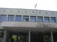 Ремонтират сградата на областна администрация по проект