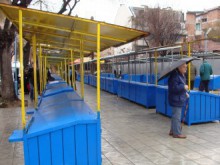 Търговци мръзнат по откритите пловдивски пазари