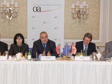 Борисов към немски икономисти: Малко се мръщите, но поне не връщате
