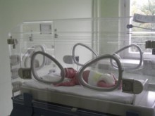 Болниците приемат родилки без осигуровки