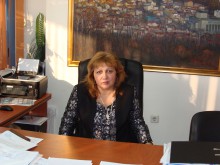 С близо 1 000 000 лв. Кацарова разхубавява "Кючук Париж"