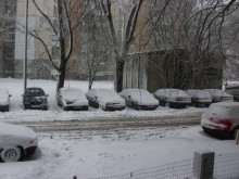 Сняг вали навсякъде в областта, цялата техника е по улици и пътища