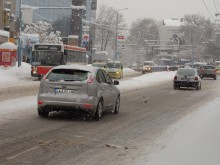 Минус 9 е, има опасност от заледявания по пътищата