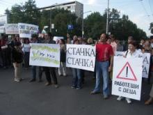 Учителите от Пловдив продължават протестите си и през следващата седмица