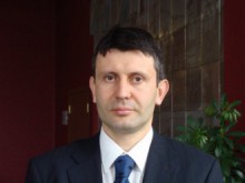 Зам.-кметът Титюков препитва деца във викторина за вредата от алкохола