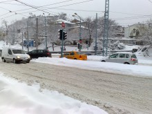 КАТ предупреждава: Зимното шофиране не е за всеки, иска се майсторлък!