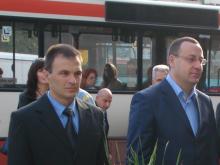 Николай Караиванов поднесе венец на паметника на полк. Дрангов