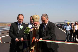 Резултат с изображение за „Сергей Станишев открива новопостроения участък от Автомагистрала Тракия“