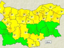 Предупреждават ни за силен вятър в Пловдивско