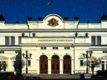 Продължава събирането на подписи за внасяне на вот на недоверие към правителството
