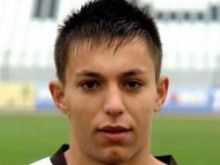 Локо с подкрепа за свой юноша