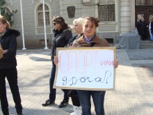 Тотев: Плащаме задълженията на басейн "Младост", съоръжението става общинско