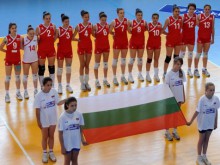 7 маричанки продължават подготовка с девическия национален отбор 