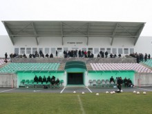 Настаняват феновете на Нафтата зад вратата на ст. "Беркут"