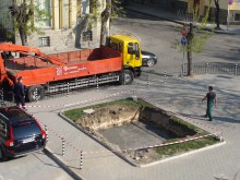 Местят паметника на Филип Македонски пред ОбС Пловдив