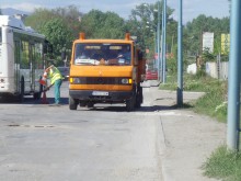 Кърпят дупки по "Рогошко шосе" и на други места в "Северен"