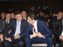 Боби за нападките на Камата: Не е редно един президент да отговаря на един треньор