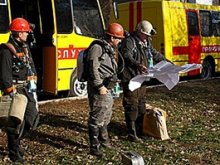 Най-малко 65 са жертвите на експлозията в мина „Засядко”