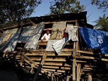 Тропическа буря във Филипините взе 10 жертви