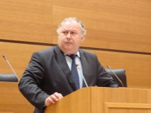 Премахват незаконни обекти в "Източен"