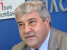 Спас Гърневски иска ревизия на сделките на Чомаков