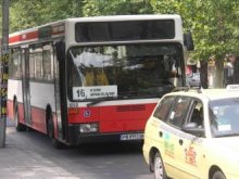 Решават съдбата на пенсионерските карти