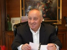 Гергов дава 500 000 на Ботев утре