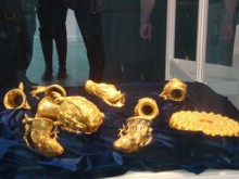 Поредни кахъри около Панагюрското съкровище, Стрелча си го поиска