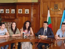Титюков награди шампионите от световното първенство по спортна аеробика