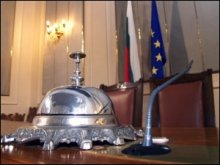 Парламентът обсъжда закона за родното ФБР
