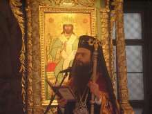 Владиката отслужи литургия за Никулден