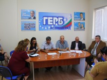 ГЕРБ Асеновград алармира за проблеми с дупките и за нерегламентирани автосъстезания по пътищата